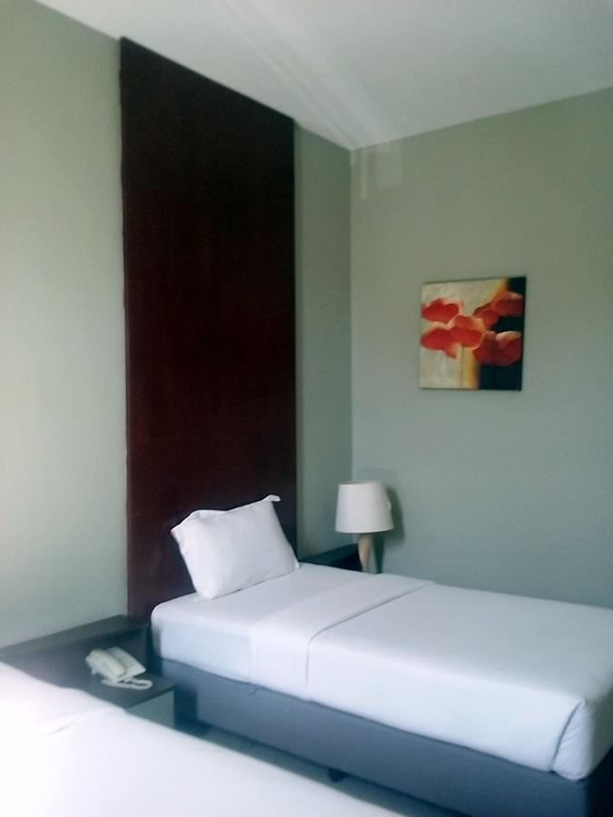 Ginasuite Kompleks27 Hotel Bandar Seri Begawan Exterior photo