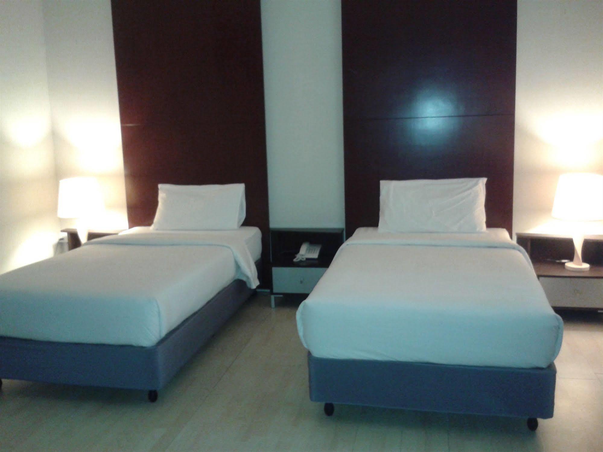 Ginasuite Kompleks27 Hotel Bandar Seri Begawan Exterior photo